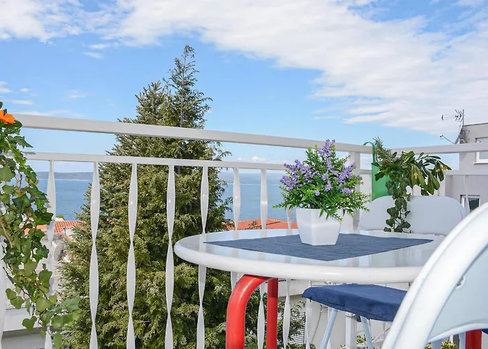 Amazing Apartment In Baska Voda With Wifi