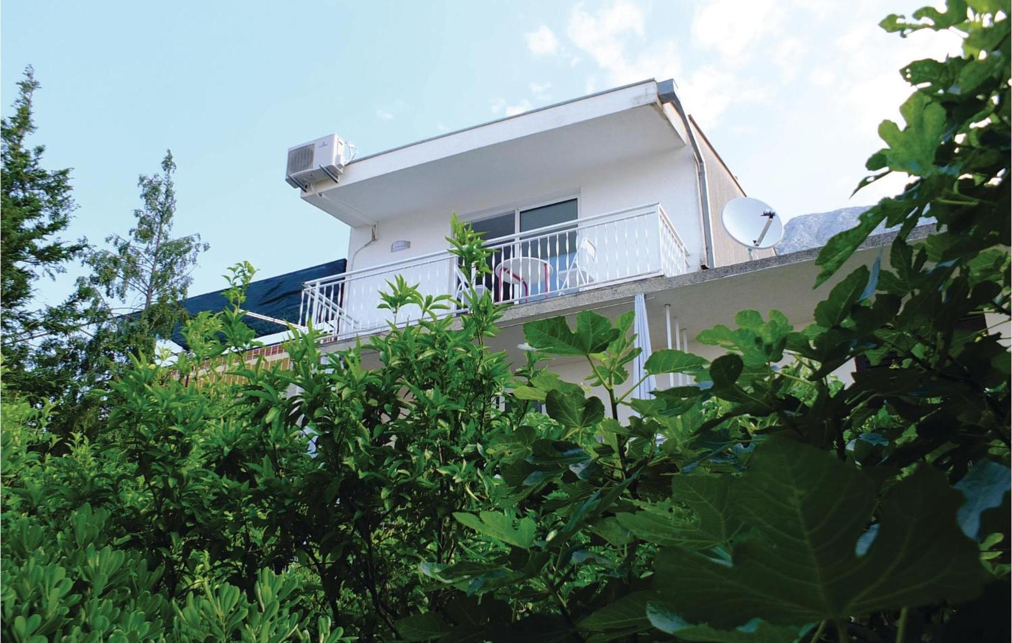 Amazing In With Wifi Apartment Baska Voda