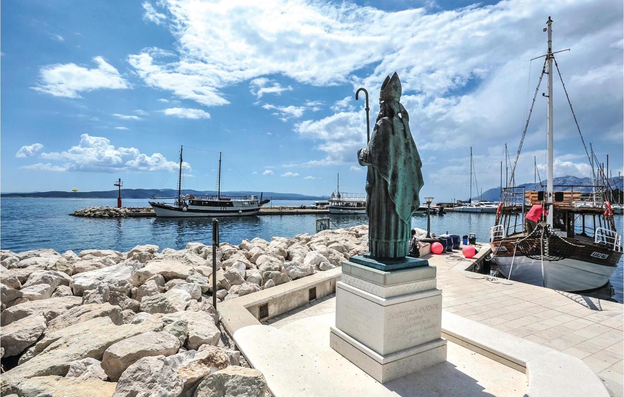 Amazing In With Wifi Apartment Baska Voda