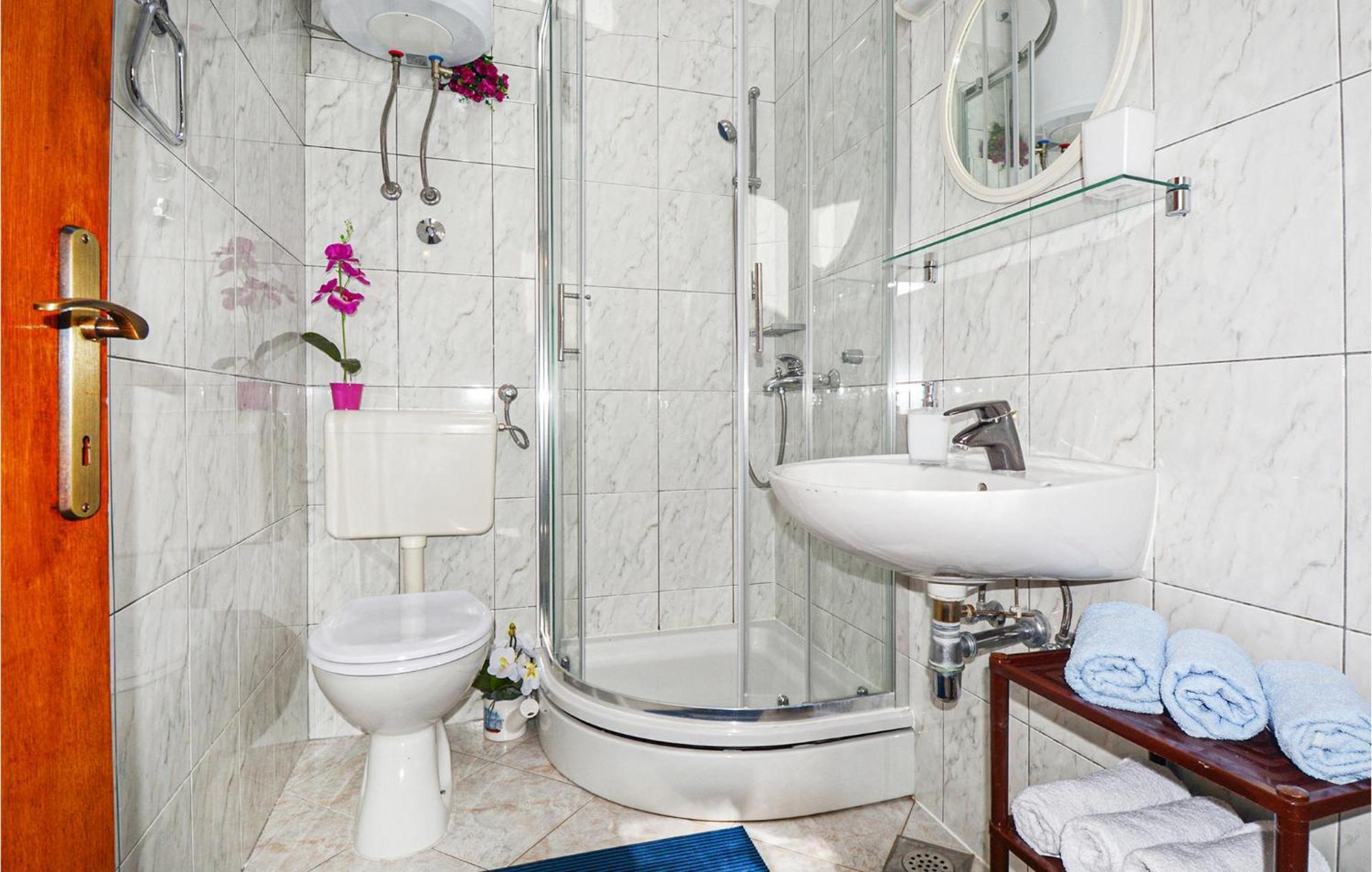 Amazing In With Wifi Apartment Baska Voda